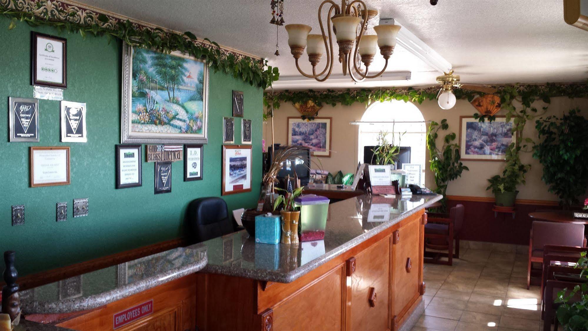 Green Country Inn Henryetta Bagian luar foto